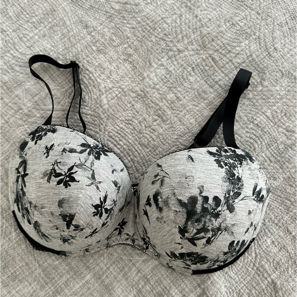 Antigel T Shirt Bra w/ lace trim 34F